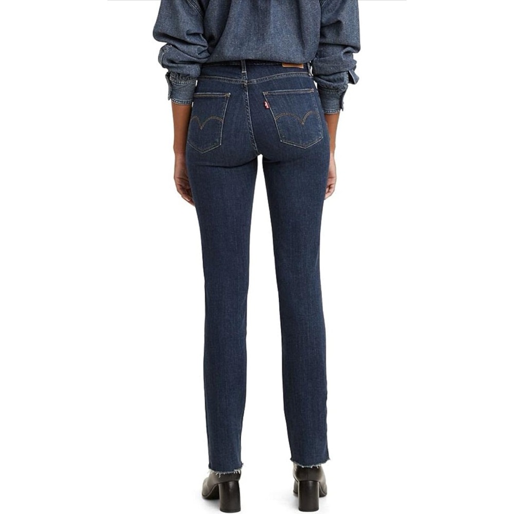 Levi's 724 High Rise Straight‎ Jeans